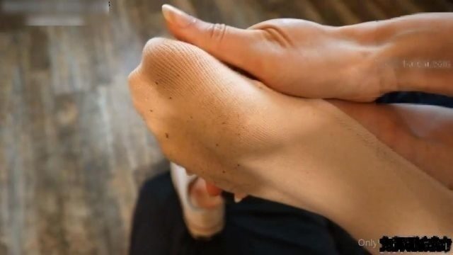 Korean female s training video download | Queen&#39;s original boat socks and canvas shoes humiliate the foot fetish dog