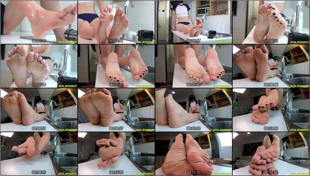 Taiwan solexight foot control | Greysa bare feet and beautiful legs (with video)